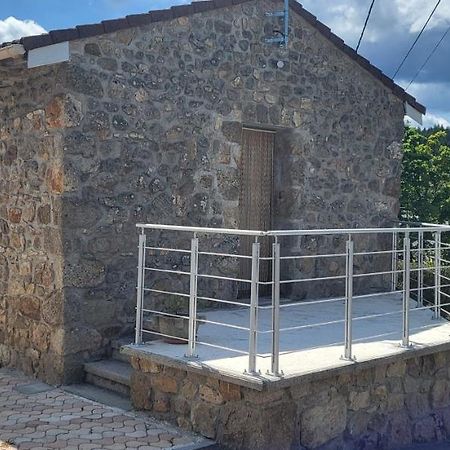 Maisonnette En Pierre Renovee Lamastre Luaran gambar