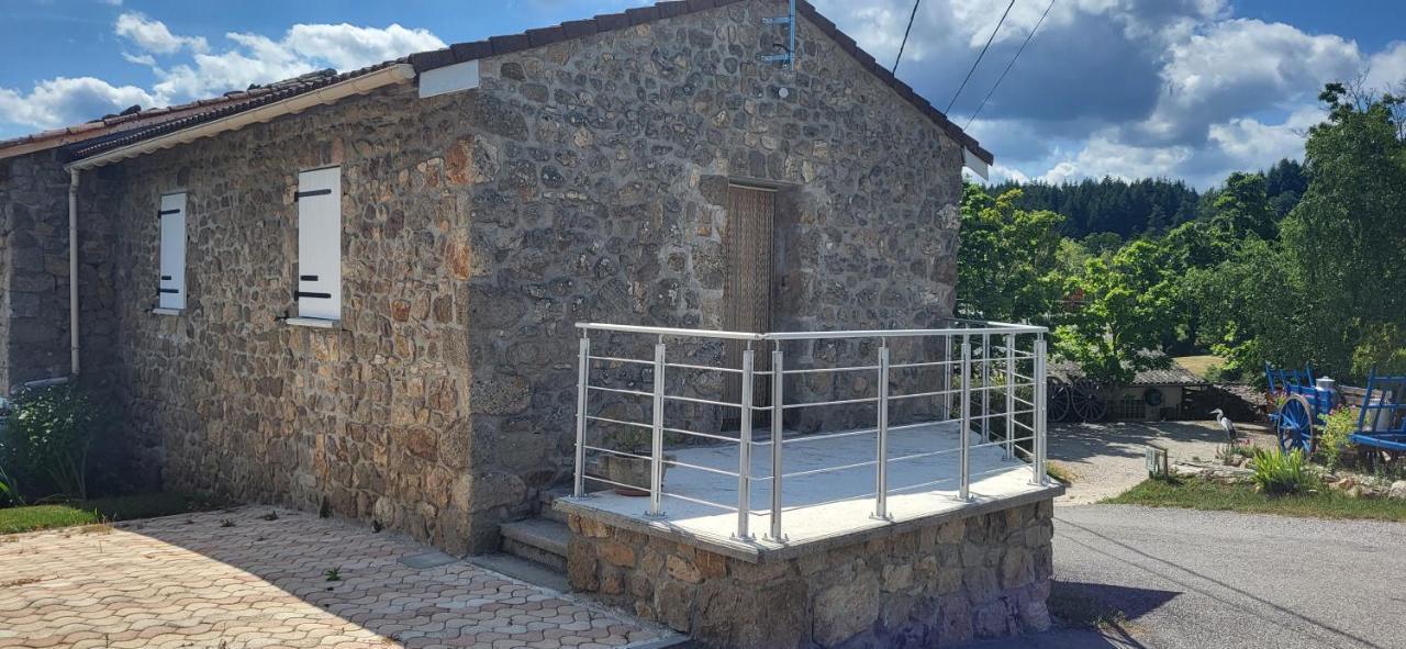 Maisonnette En Pierre Renovee Lamastre Luaran gambar